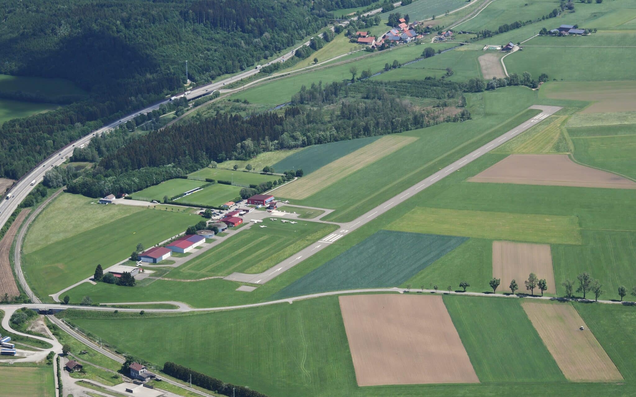 Aerial image of the Leutkirch Unterzeil airfield scaled